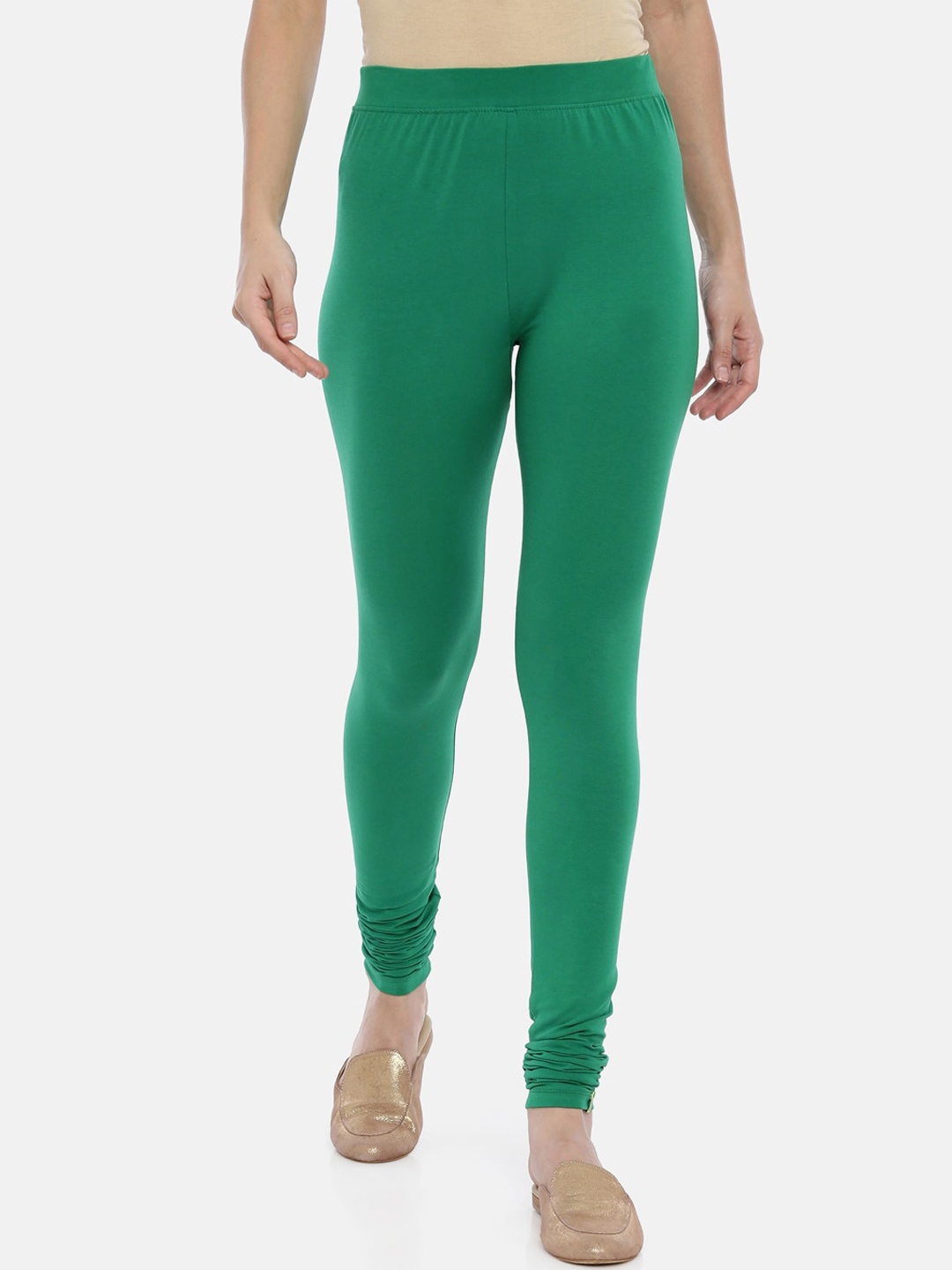 

Huggy Women Green Solid Churidar Length Leggings
