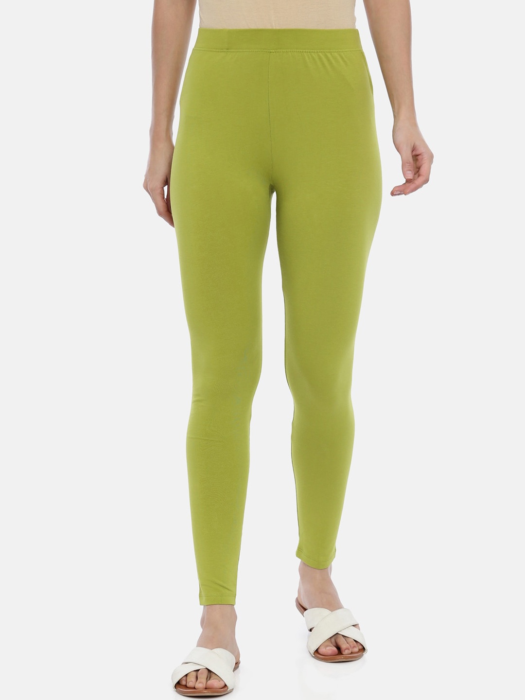 

Huggy Women Lime Green Solid Ankle-Length Leggings
