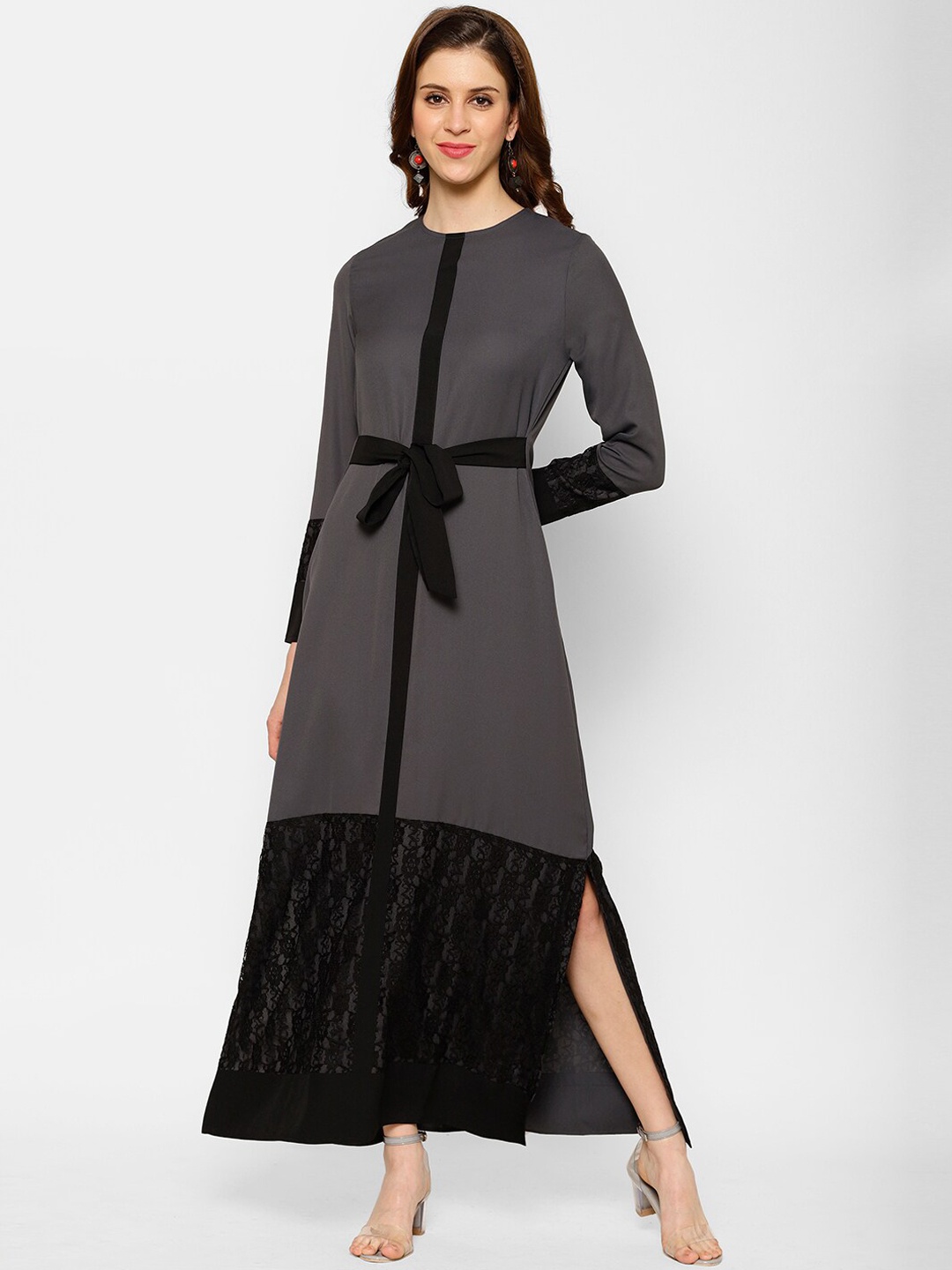 

KASSUALLY Women Grey & Black Colourblocked Maxi Dress