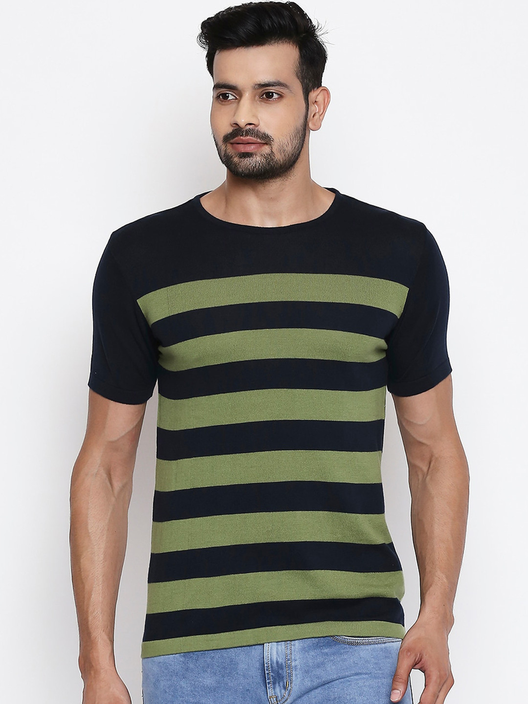 

BYFORD by Pantaloons Men Green Striped Round Neck T-shirt