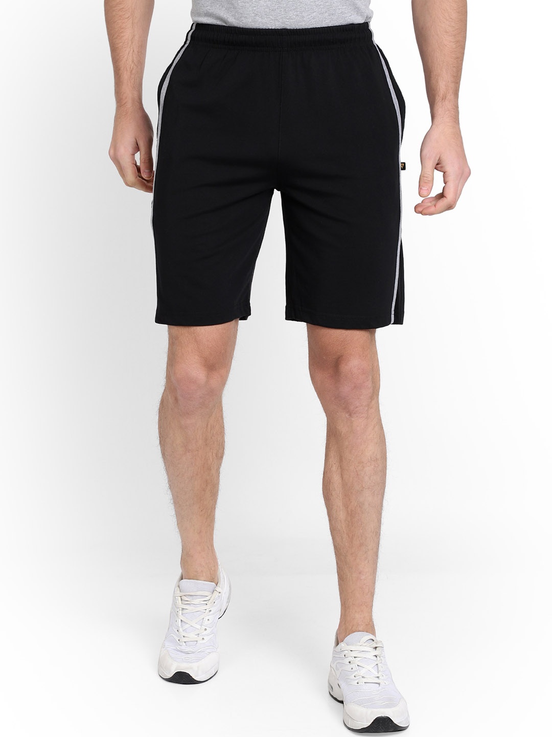 

PROTEENS Men Black Solid Regular Fit Sports Shorts