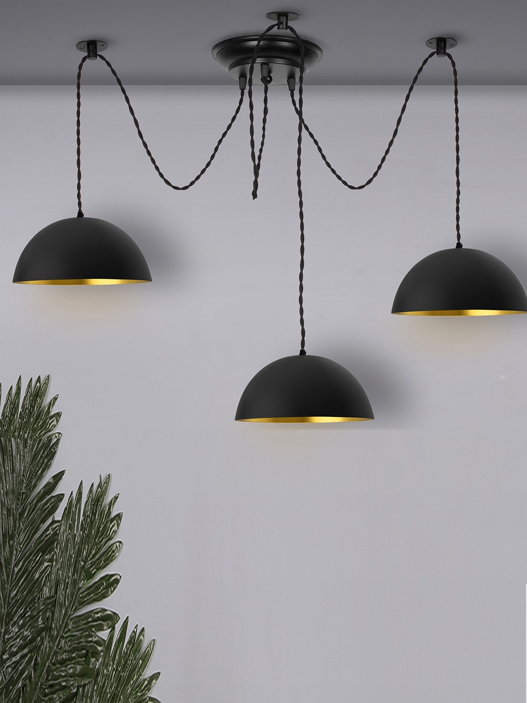 

Homesake Black Solid 3 Arms Spider Chandelier Lamp