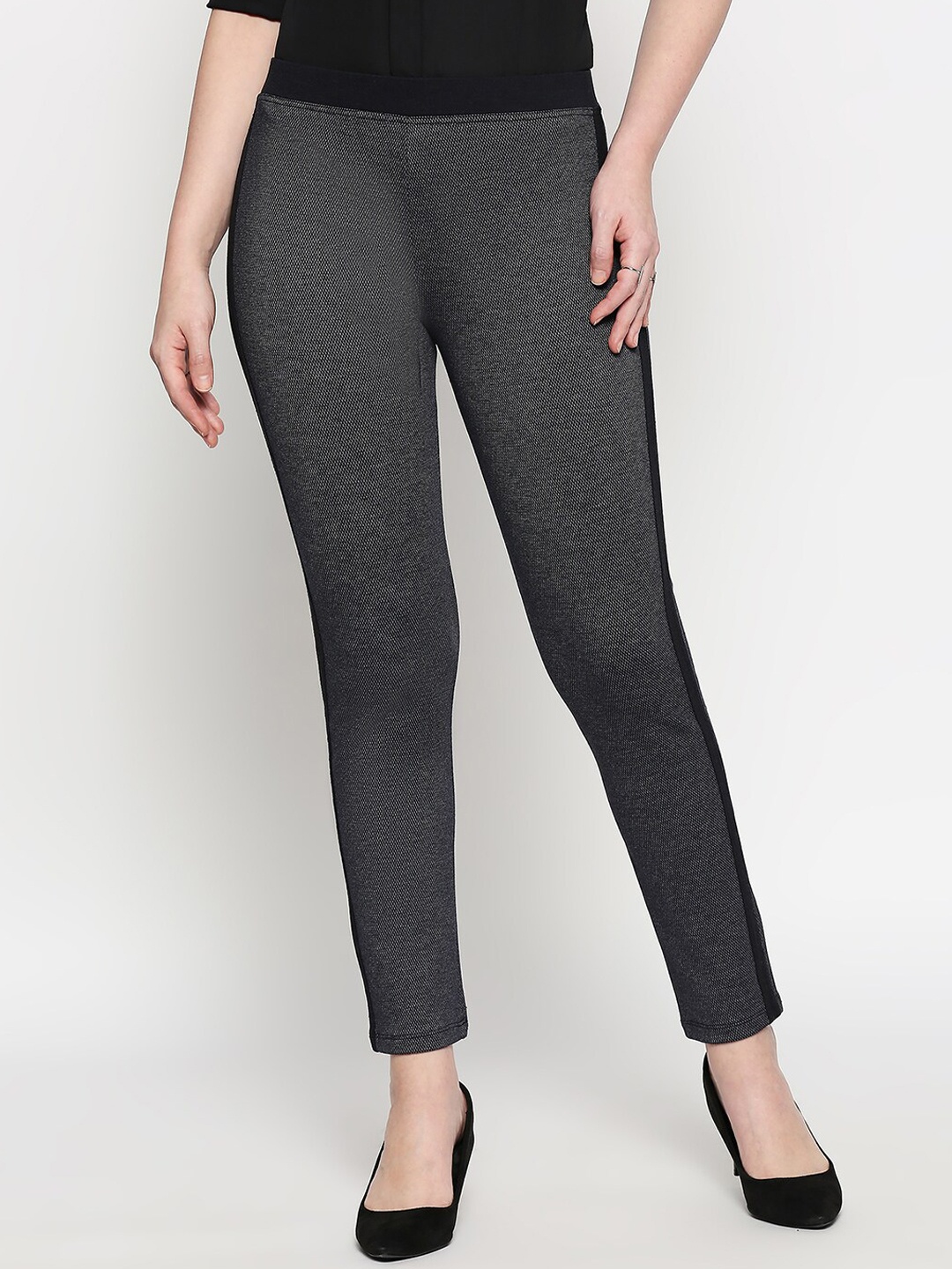 

inocenCia Women Grey Slim Fit Solid Formal Trousers
