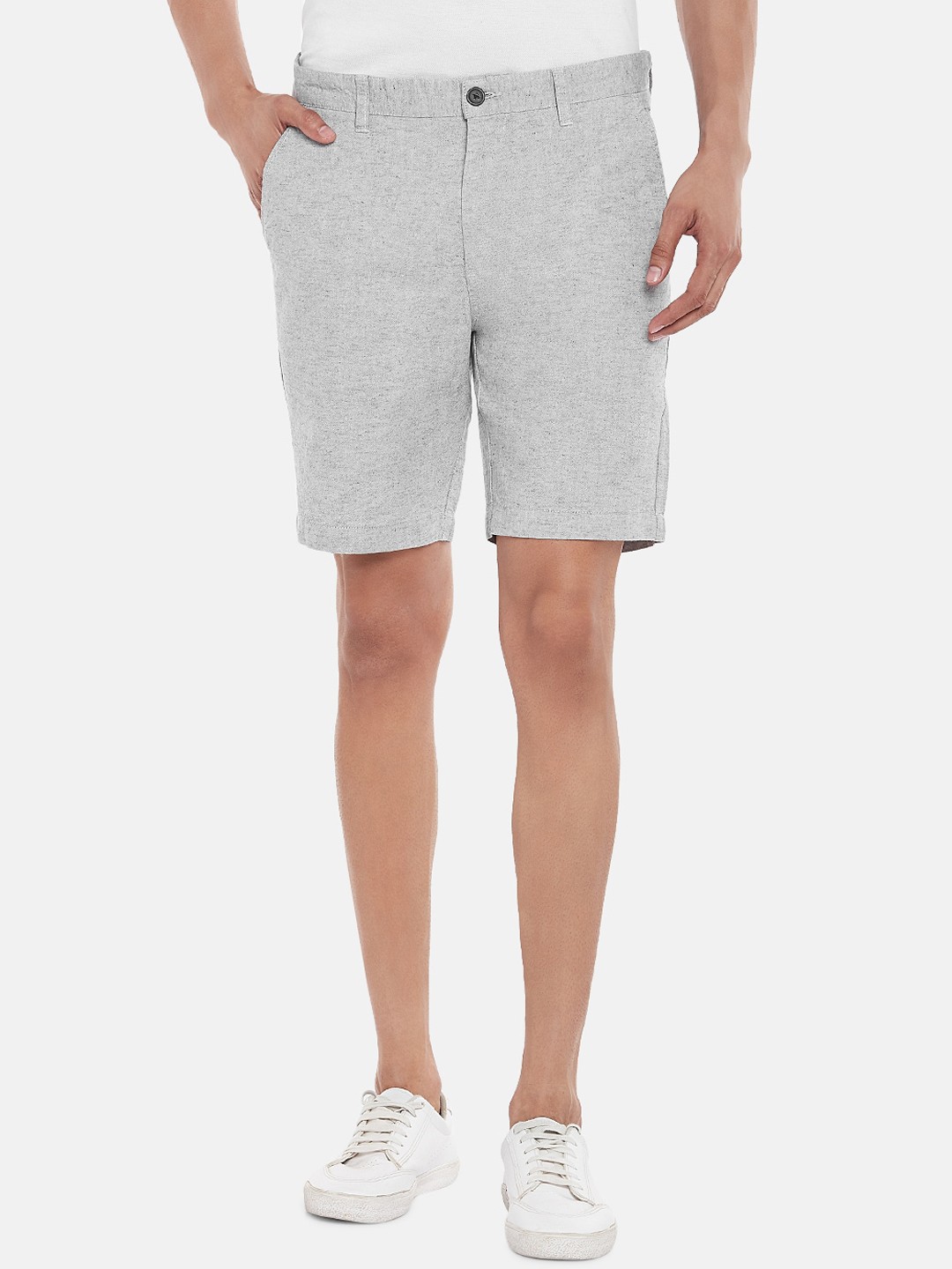 

BYFORD by Pantaloons Men Grey Solid Slim Fit Regular Shorts