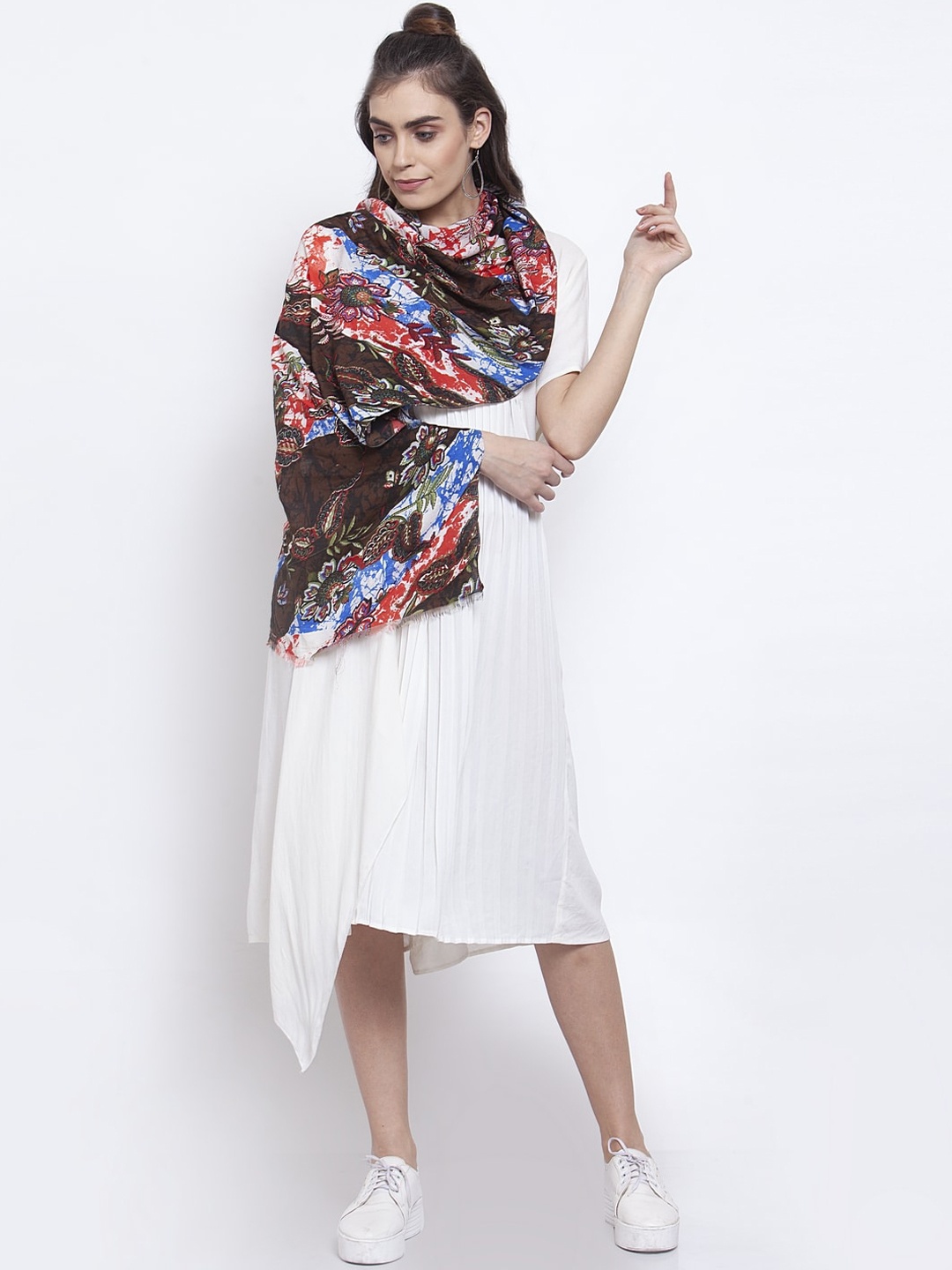 

J Style Women Brown & Blue Printed Stole