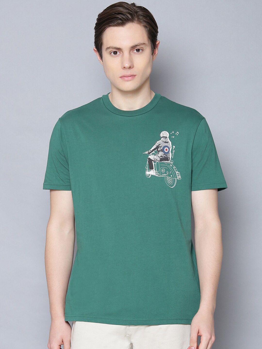 

BEN SHERMAN Men Green Printed V-Neck T-shirt