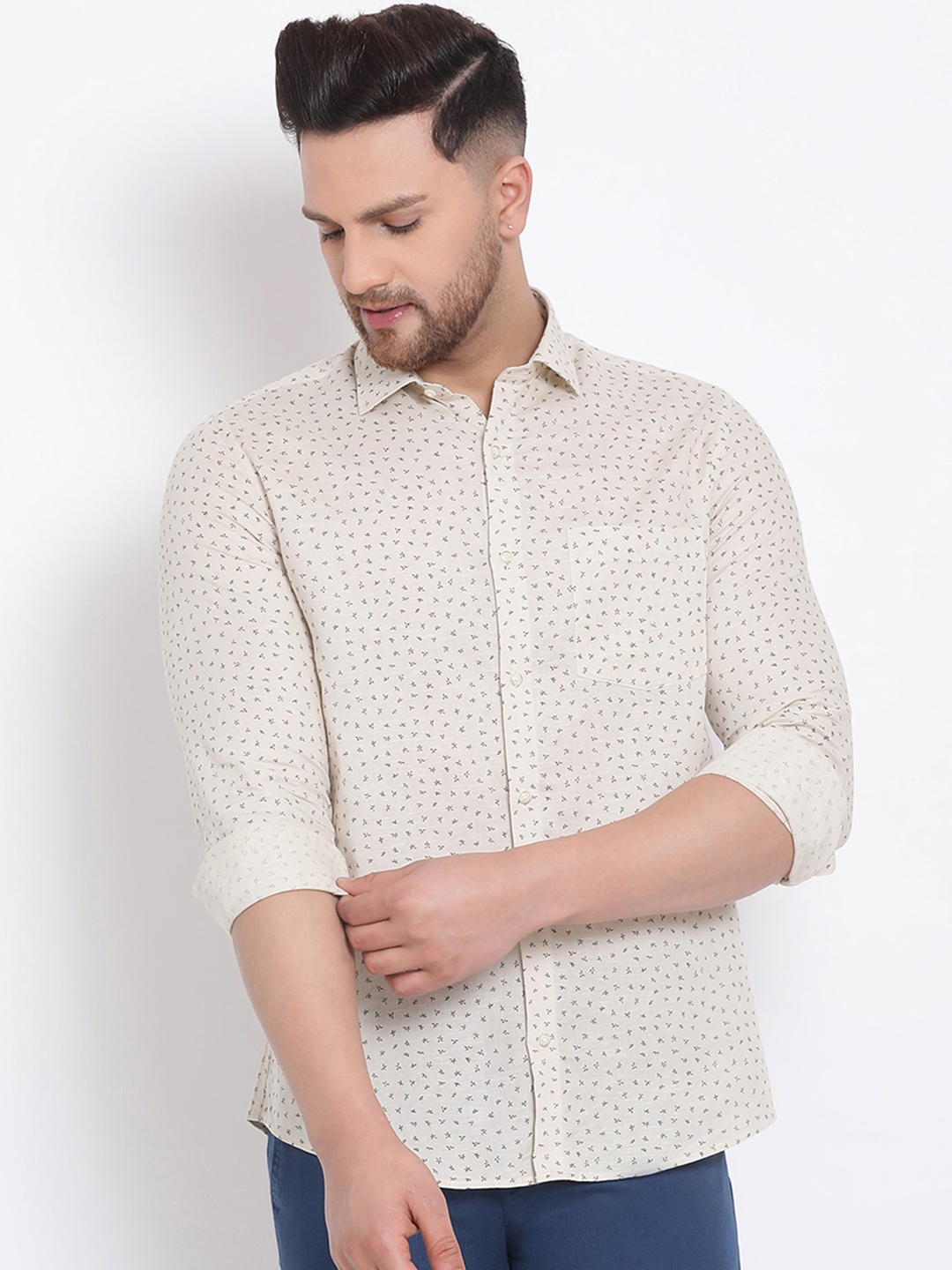 

Turtle Men Beige Slim Fit Printed Casual Shirt