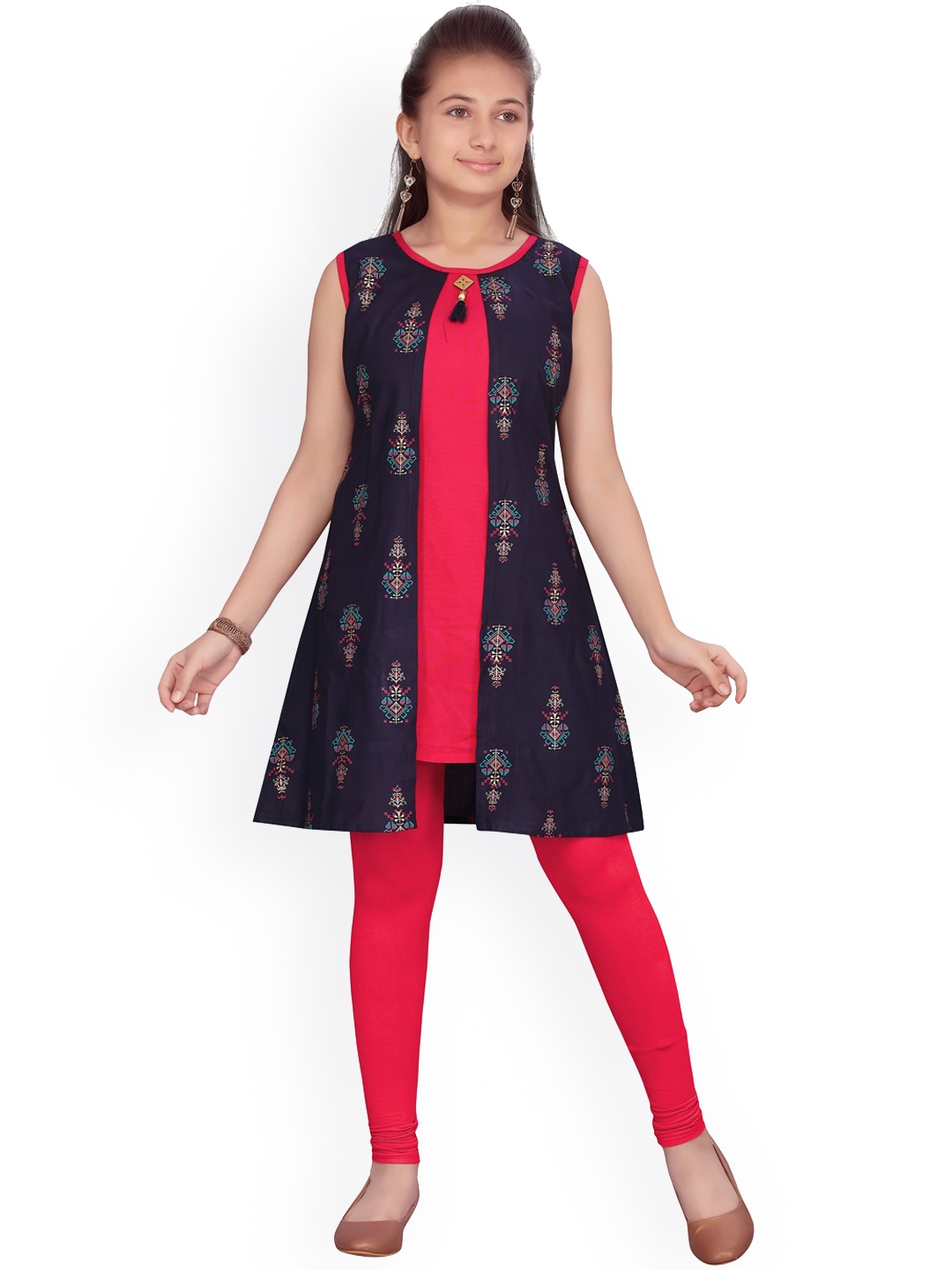

Aarika Girls Navy Blue & Coral Printed Kurta with Churidar