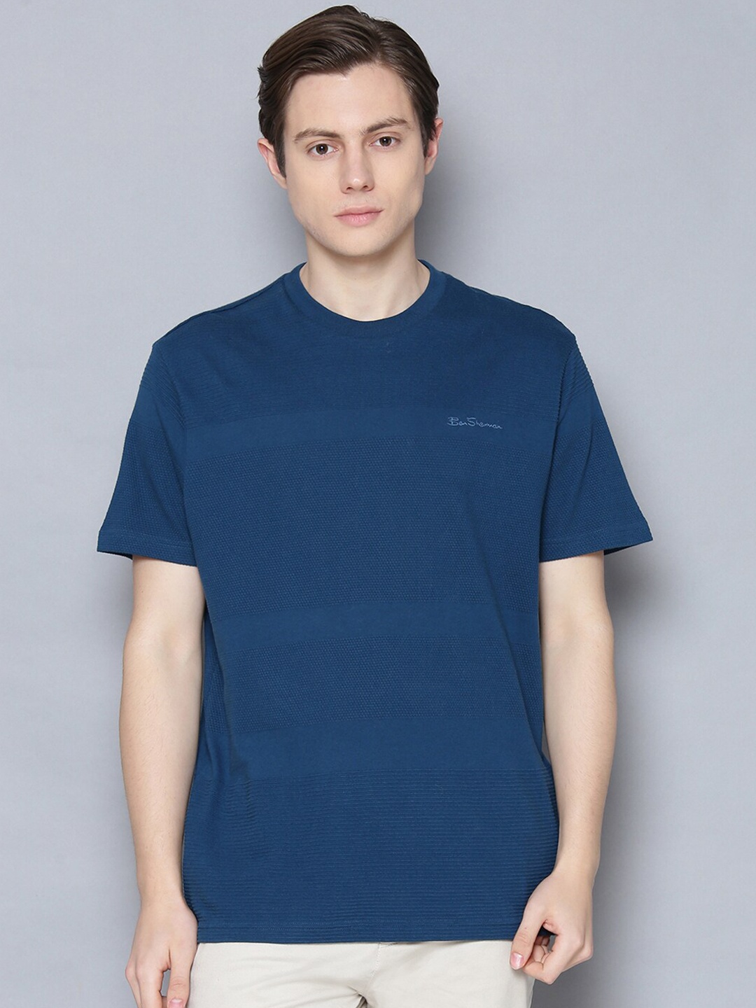 

BEN SHERMAN Men Blue Solid Round Neck T-shirt