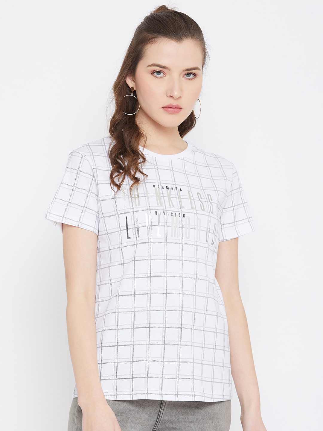 

Octave Women White Checked Round Neck T-shirt