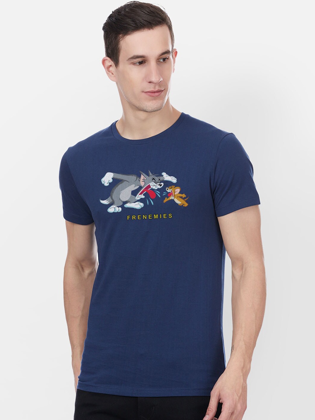 

Free Authority Tom & Jerry Men Blue Print Round Neck T-shirt