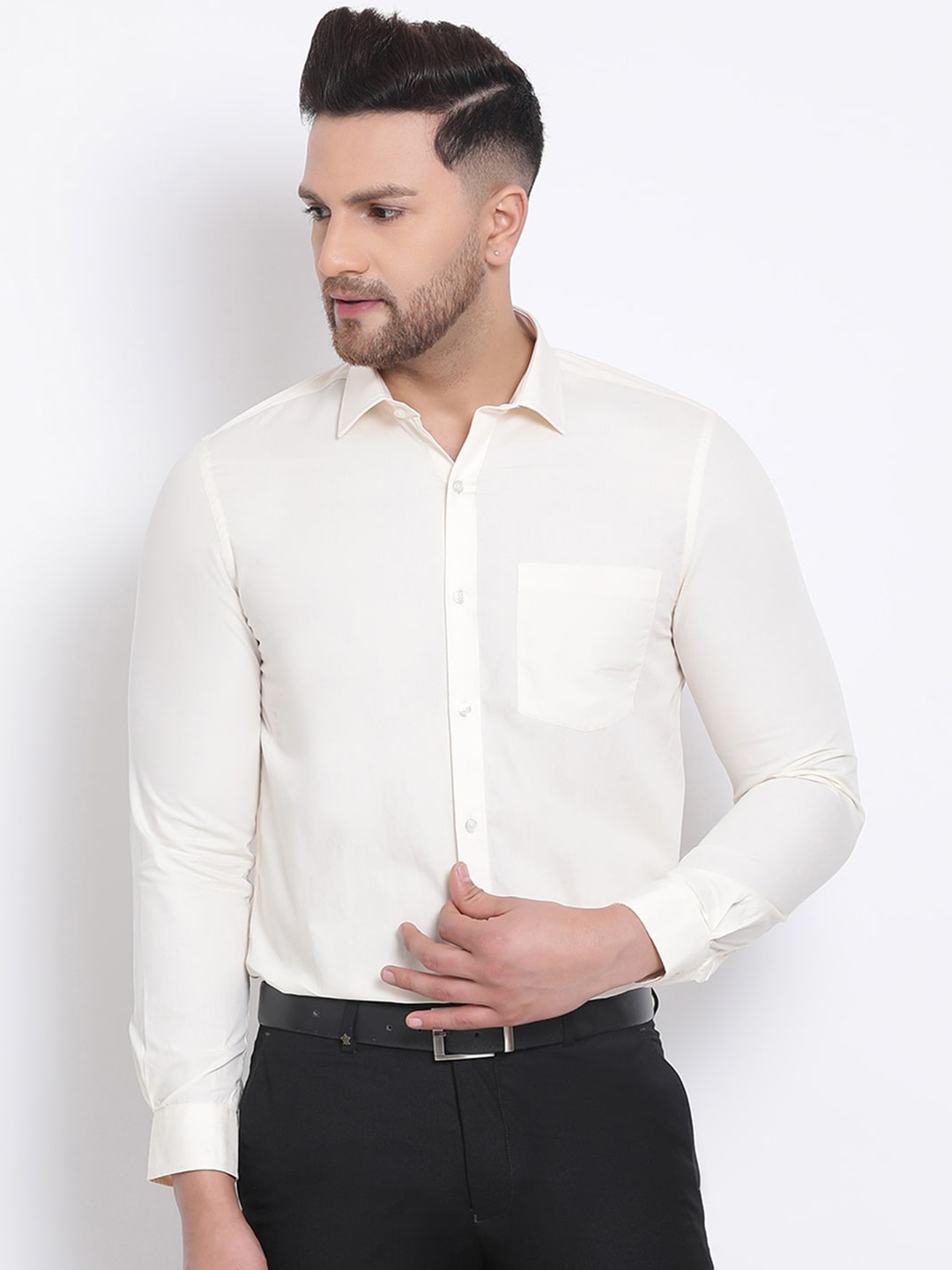 

Turtle Men Cream-Coloured Slim Fit Solid Casual Shirt