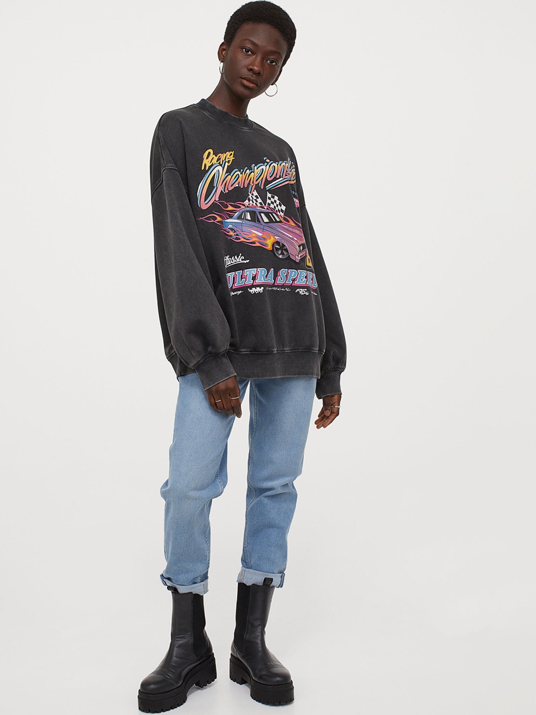 

H&M Women Black Printed Oversized Sweatshirt