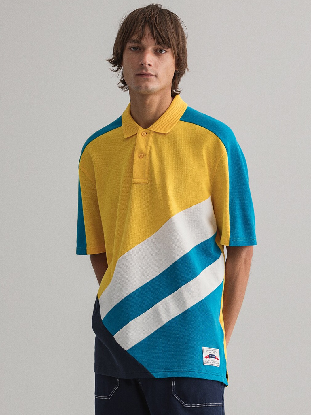 

GANT Men Yellow & Blue Colourblocked Polo Collar T-shirt
