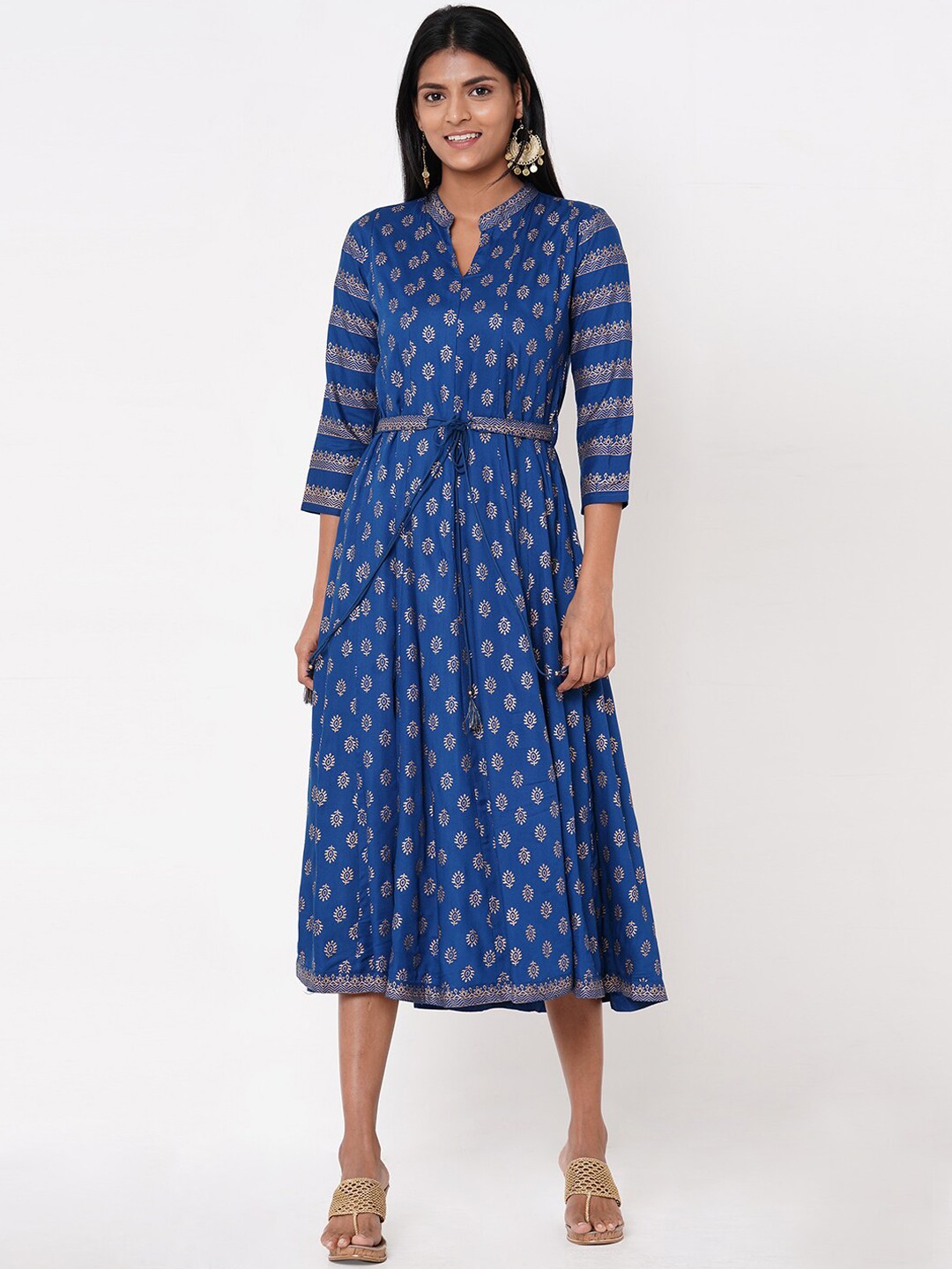 

FASHOR Women Blue Printed Fit and Flare Dress