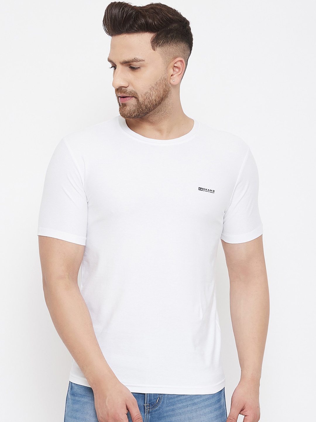 

Okane Men White Solid Round Neck T-shirt