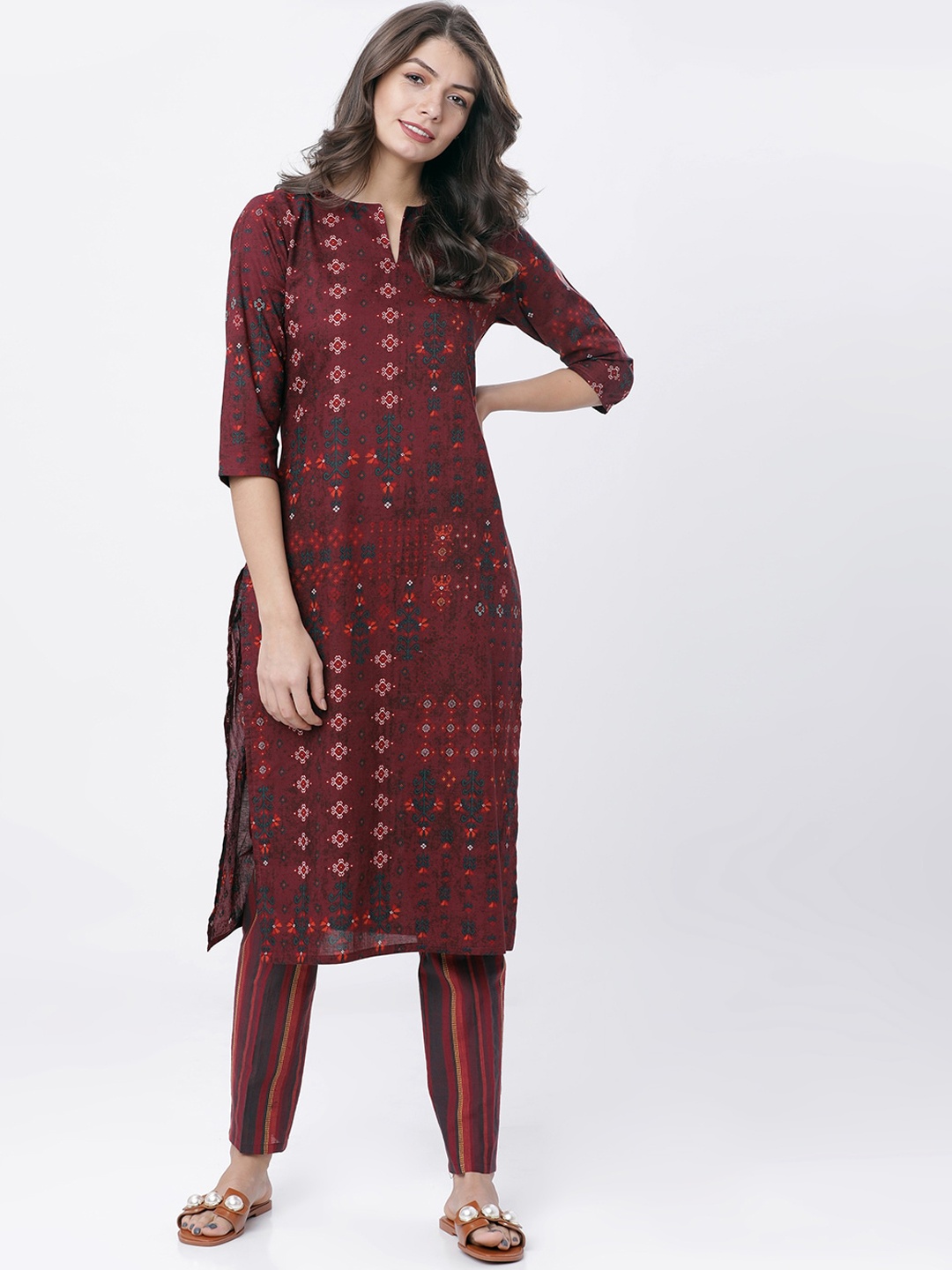

Vishudh Burgundy Geometric Printed Kurta