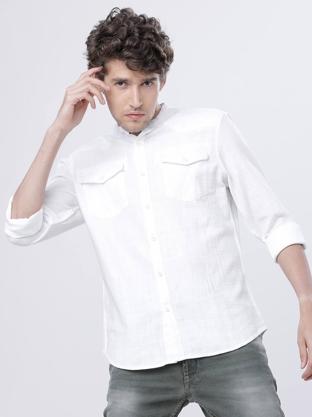 

HIGHLANDER Men White Slim Fit Solid Casual Shirt