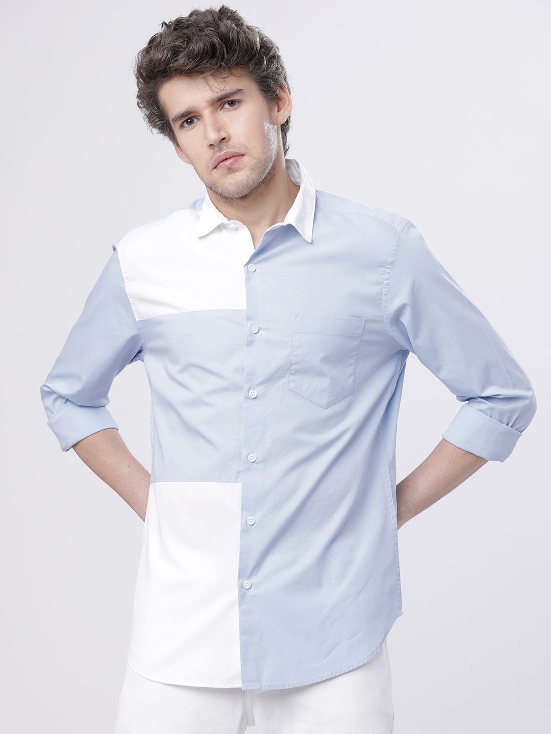 

HIGHLANDER Men Blue & White Slim Fit Colourblocked Casual Shirt