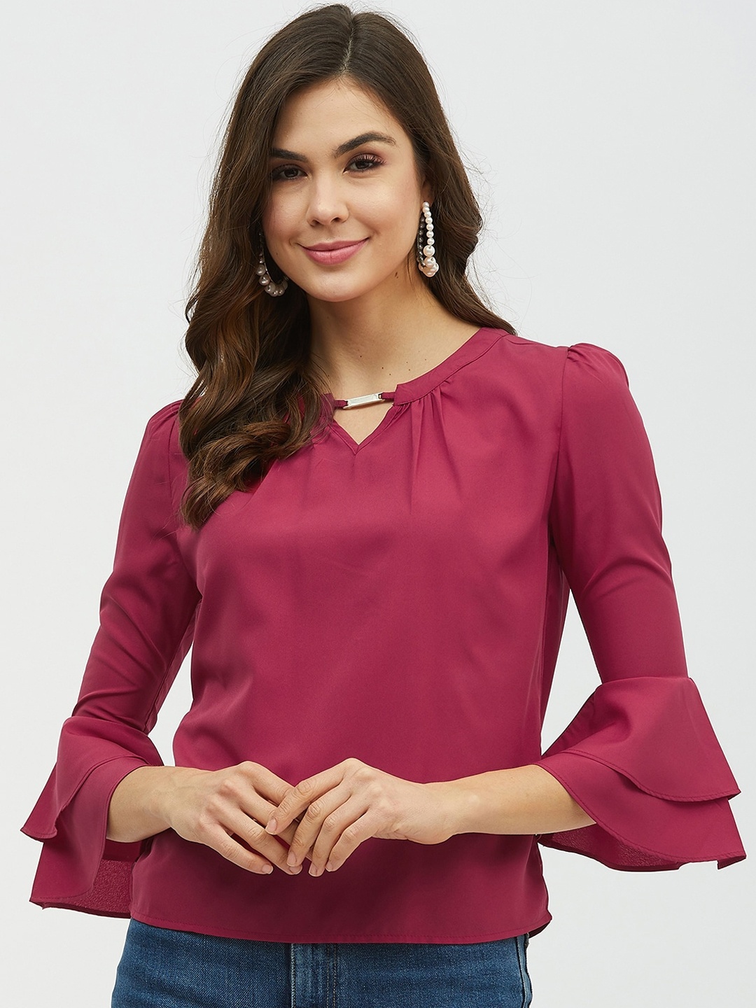 

Harpa Magenta Solid Keyhole Neck Bell Sleeves Crepe Top