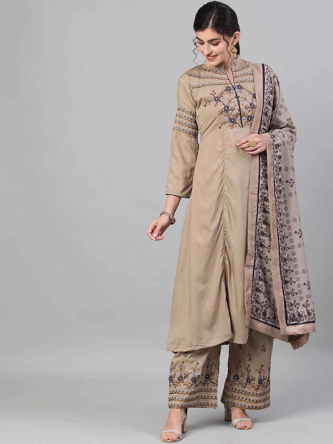 

Ishin Women Beige Yoke Design Kurta with Palazzos & Dupatta