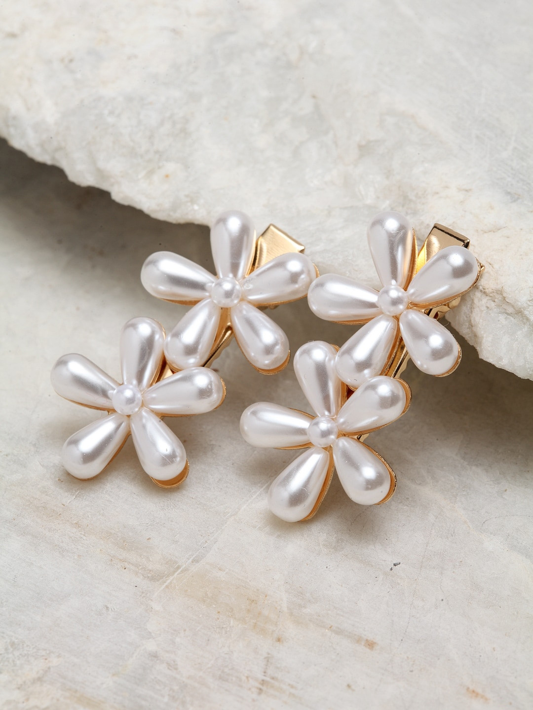 

Ferosh Women Gold Floral Pearl Hair Clips Set of 2