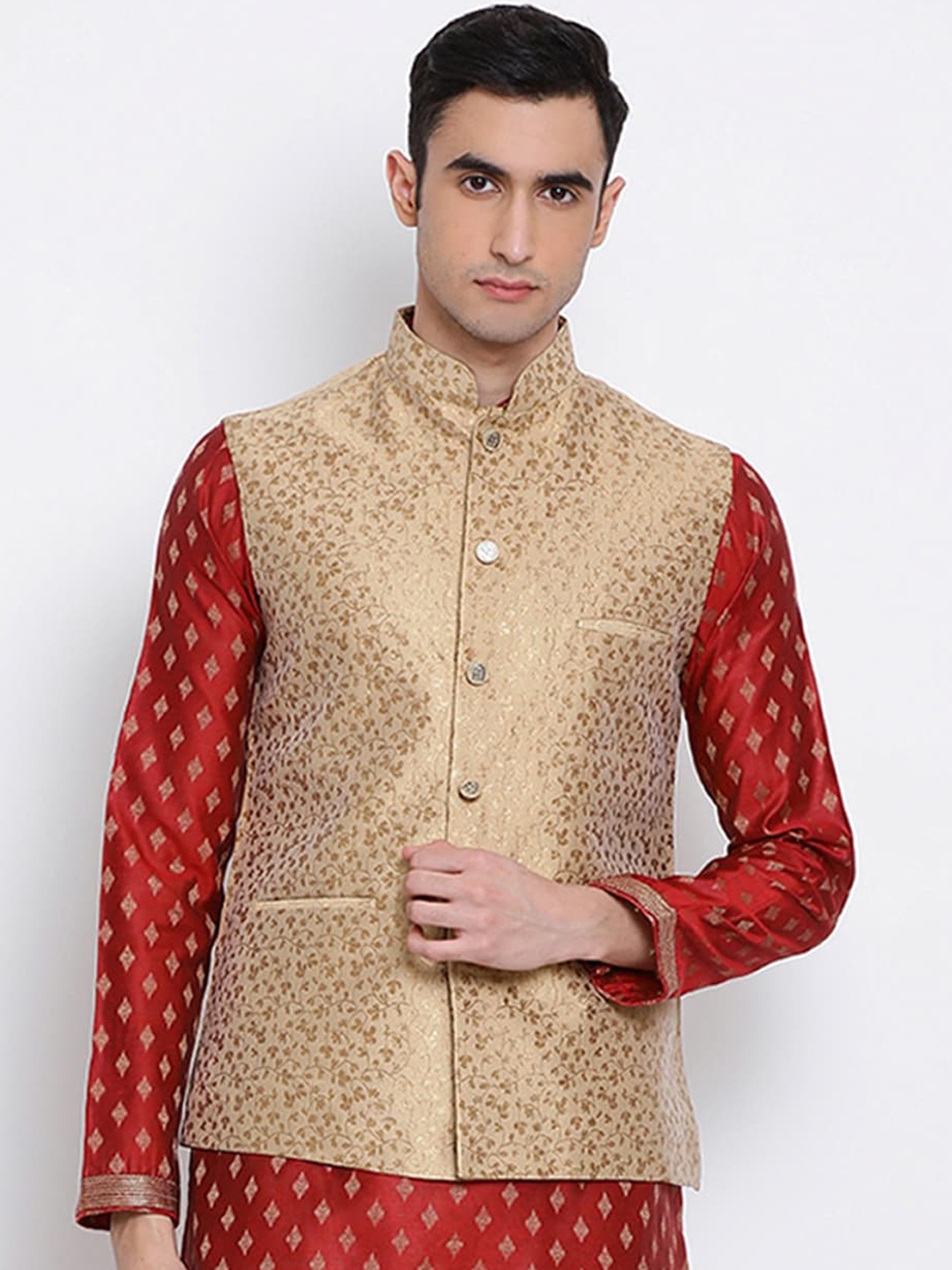 

Sanwara Men Beige & Gold-Coloured Woven Design Satin Nehru Jacket
