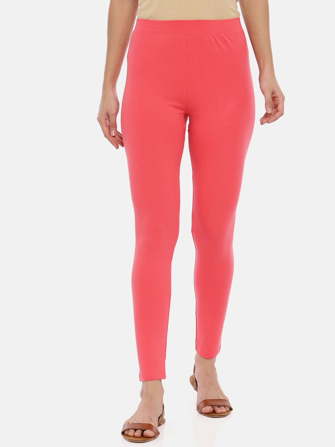 

Huggy Women Coral Pink Solid Ankle-Length Leggings