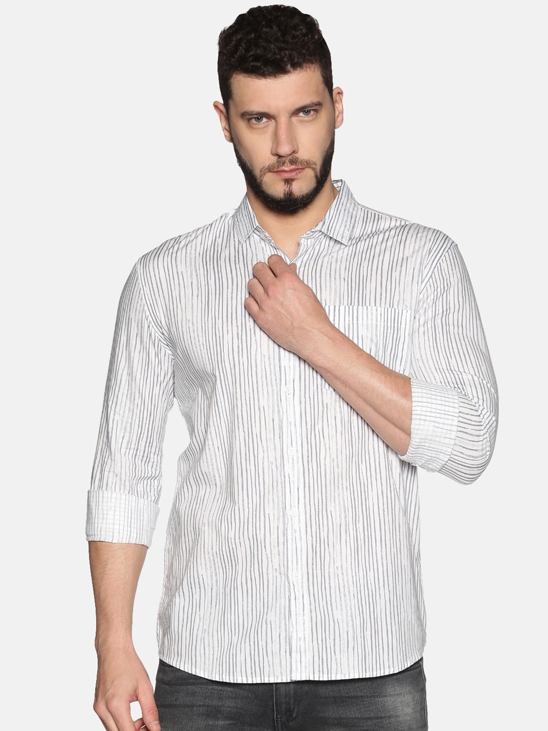 

UrGear Men White Slim Fit Striped Casual Shirt