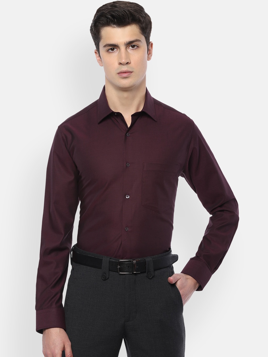 

Van Heusen Men Maroon Regular Fit Self Design Cotton Casual Shirt