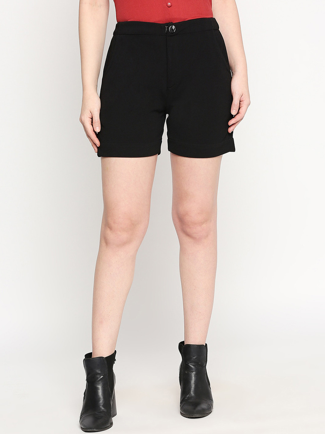 

inocenCia Women Black Solid Regular Fit Hot Pants