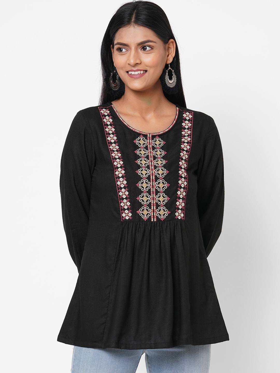 

Os Black Floral Embroidered Round Neck Cinched Waist Top