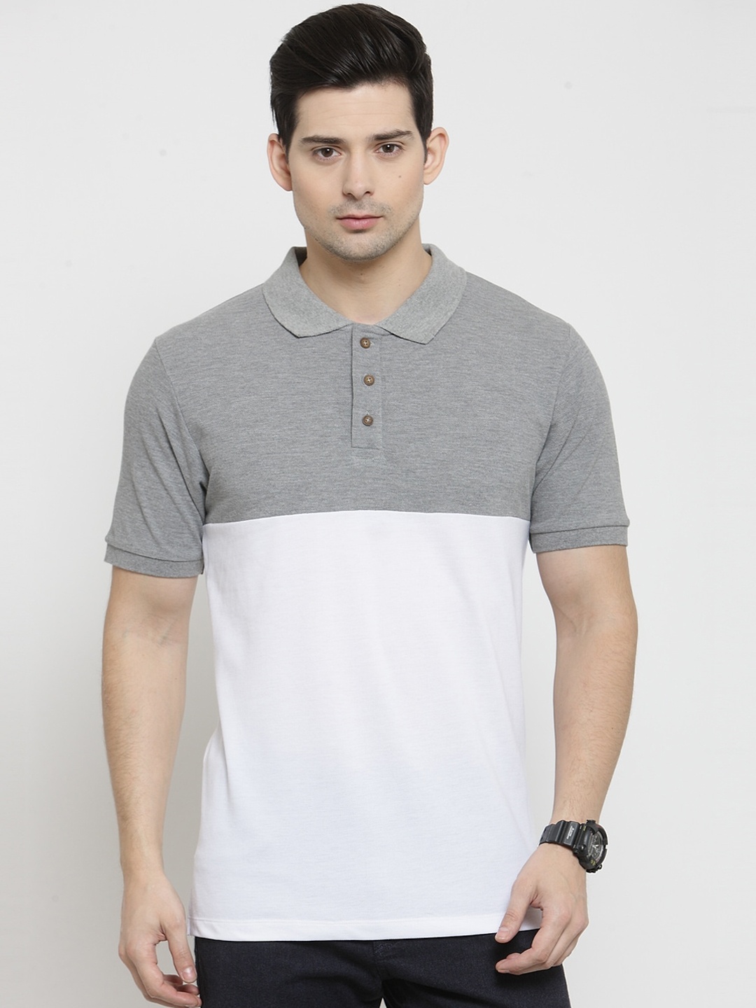

Kalt Men White Colourblocked Polo Collar T-shirt