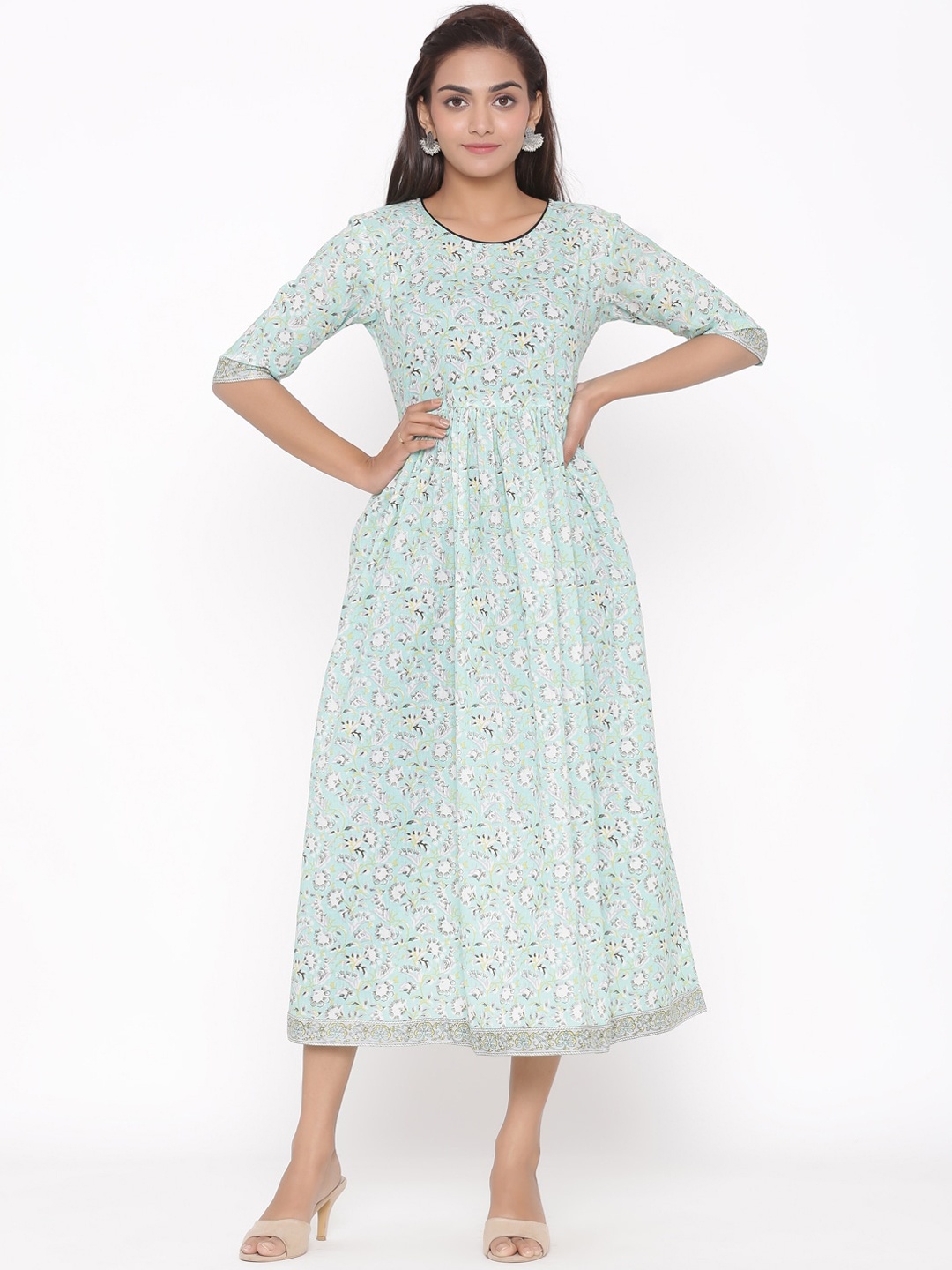 

Silai Bunai Women Green Printed A-Line Dress
