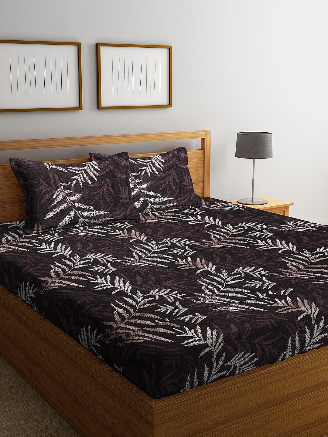

KLOTTHE Brown & White Floral 210 TC Polycotton 1 King Bedsheet with 2 Pillow Covers
