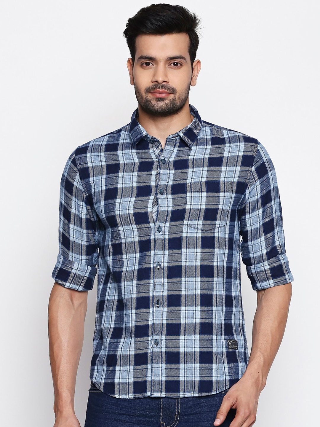 

People Men Blue & Beige Slim Fit Checked Casual Shirt