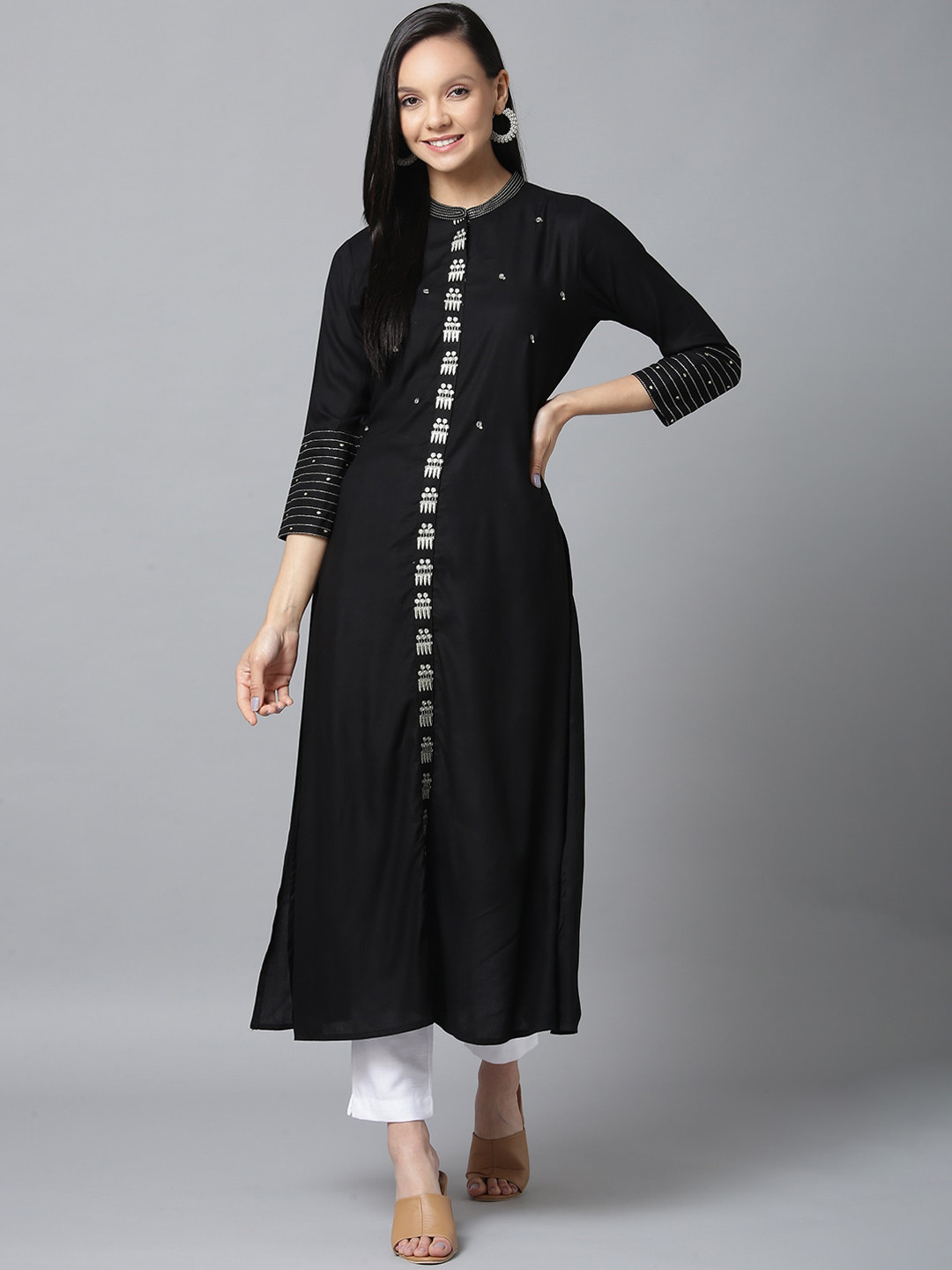 

Yufta Women Black Yoke Design Thread Work Kurta