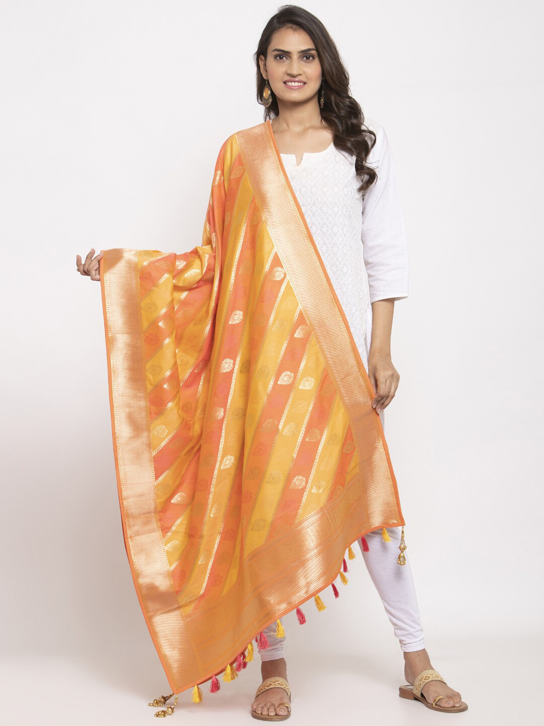

panchhi Peach-Coloured & Orange Jacquard Woven Leheriya Banarasi Dupatta