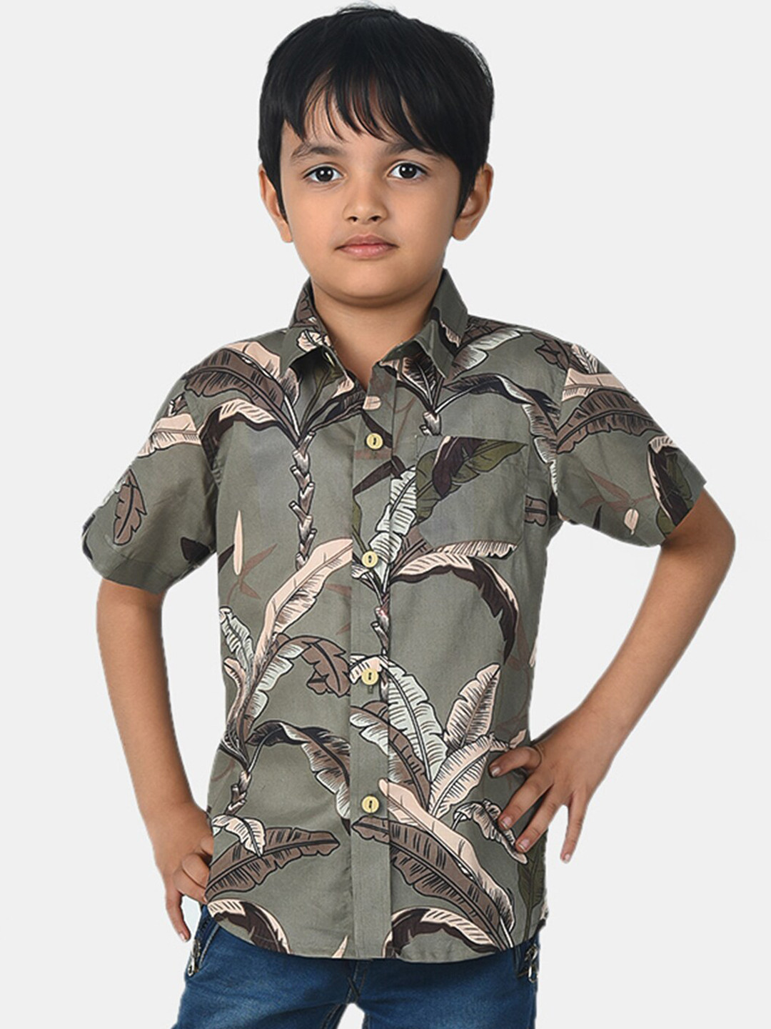 

ESME Boys Green Regular Fit Printed Casual Shirt