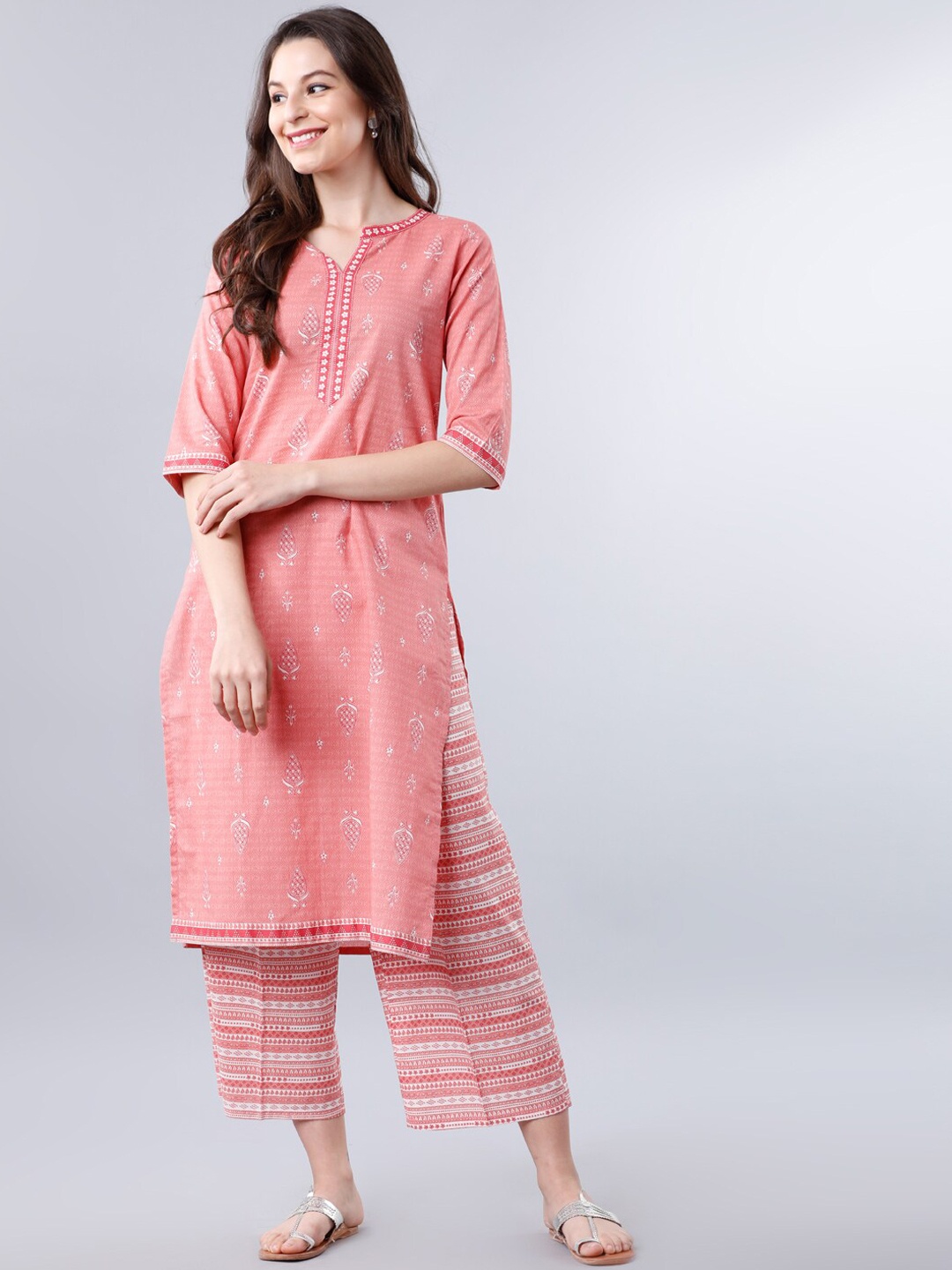 

Vishudh Pink Floral Printed Kurta