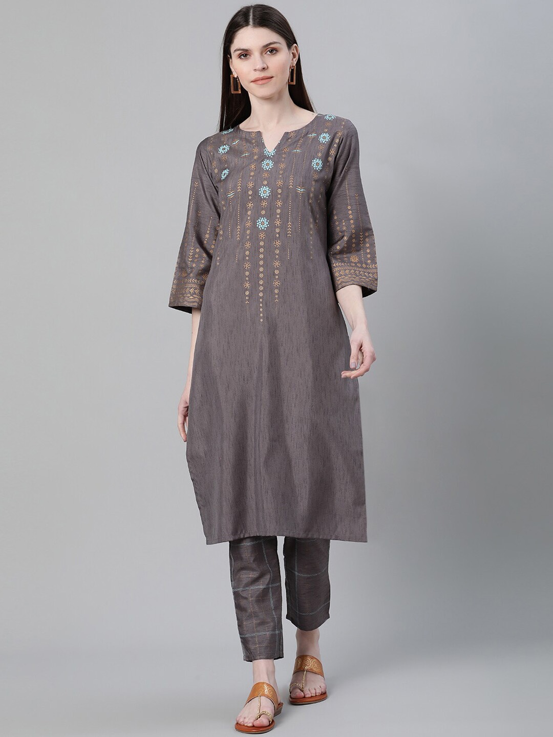 

ZIYAA Women Grey Embroidered Kurti with Trousers