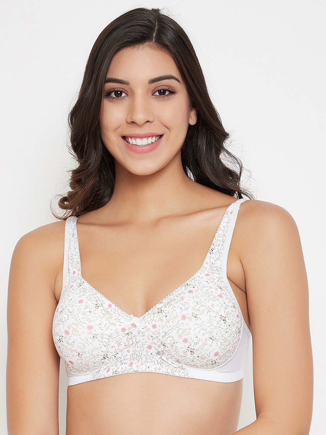 

Clovia White & Pink Printed Non-Wired Lightly Padded T-shirt Bra BR1386W1836E
