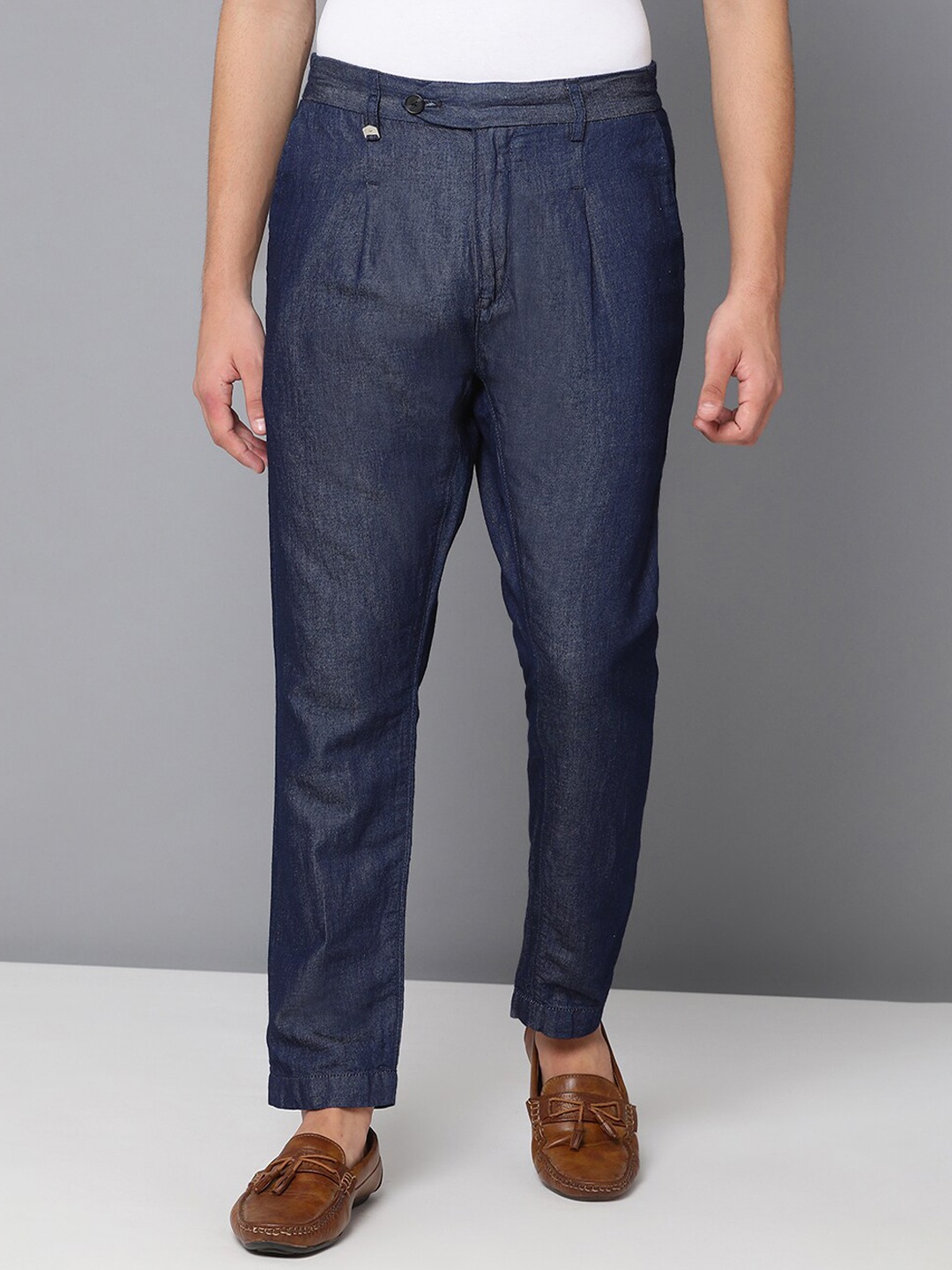

Antony Morato Men Blue Regular Fit Solid Regular Trousers