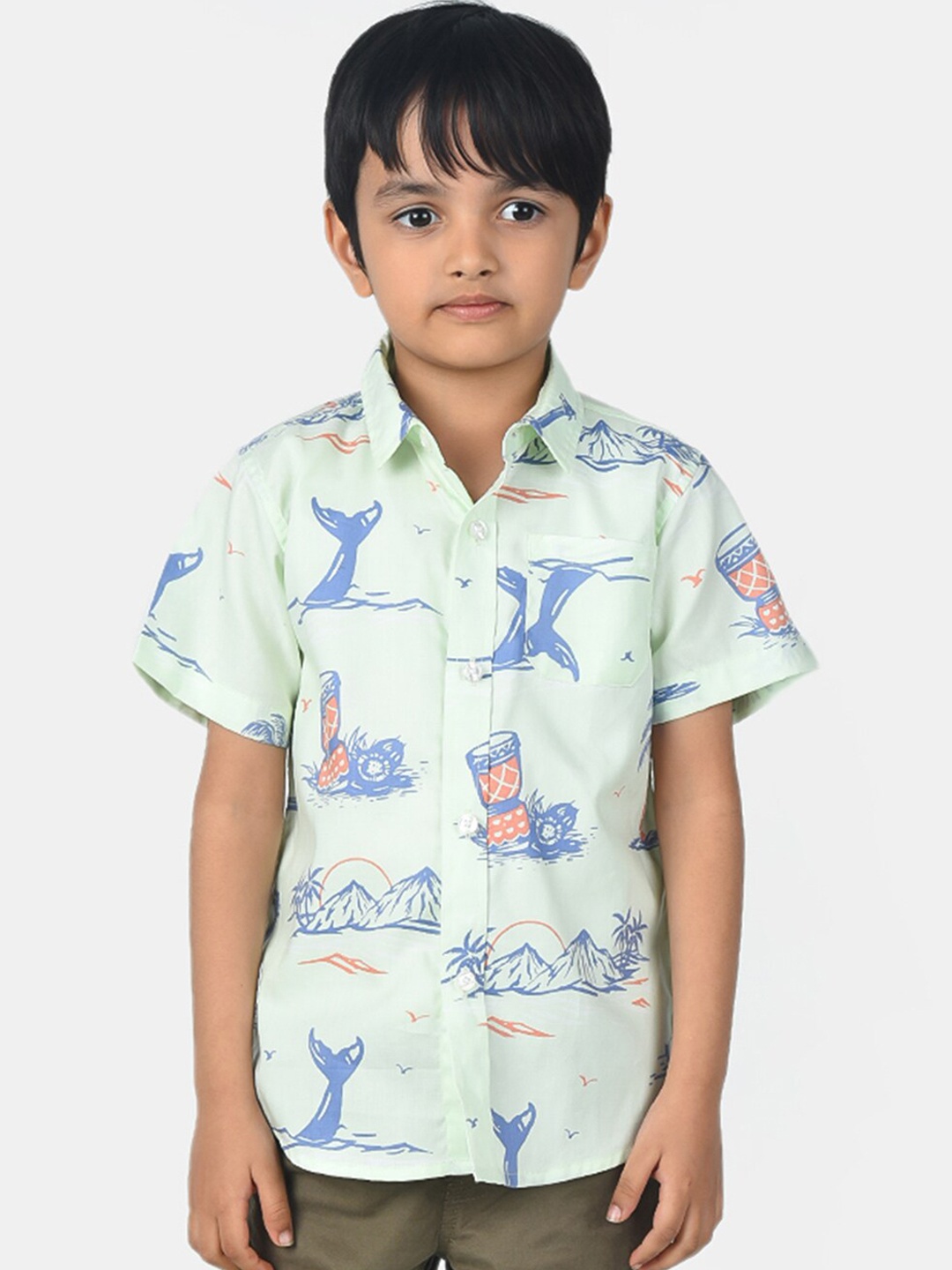 

ESME Boys Green Regular Fit Printed Casual Shirt