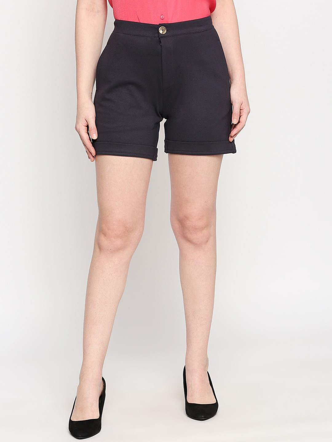 

inocenCia Women Grey Solid Regular Fit Shorts