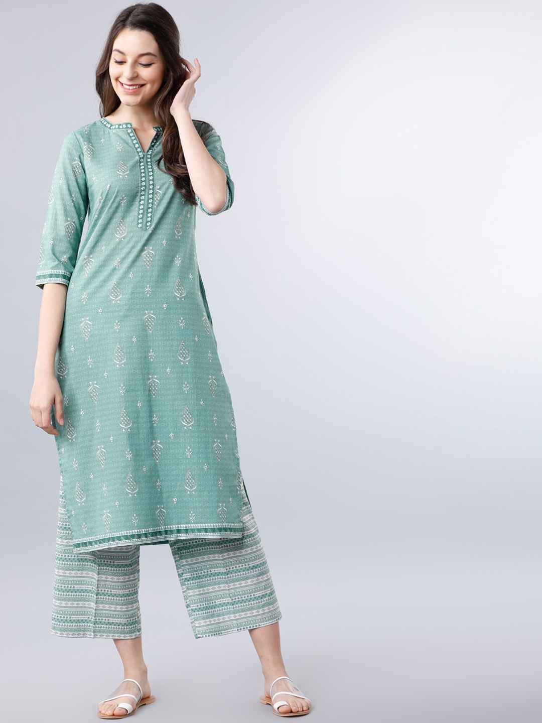 

Vishudh Green Ethnic Motifs Printed Kurta