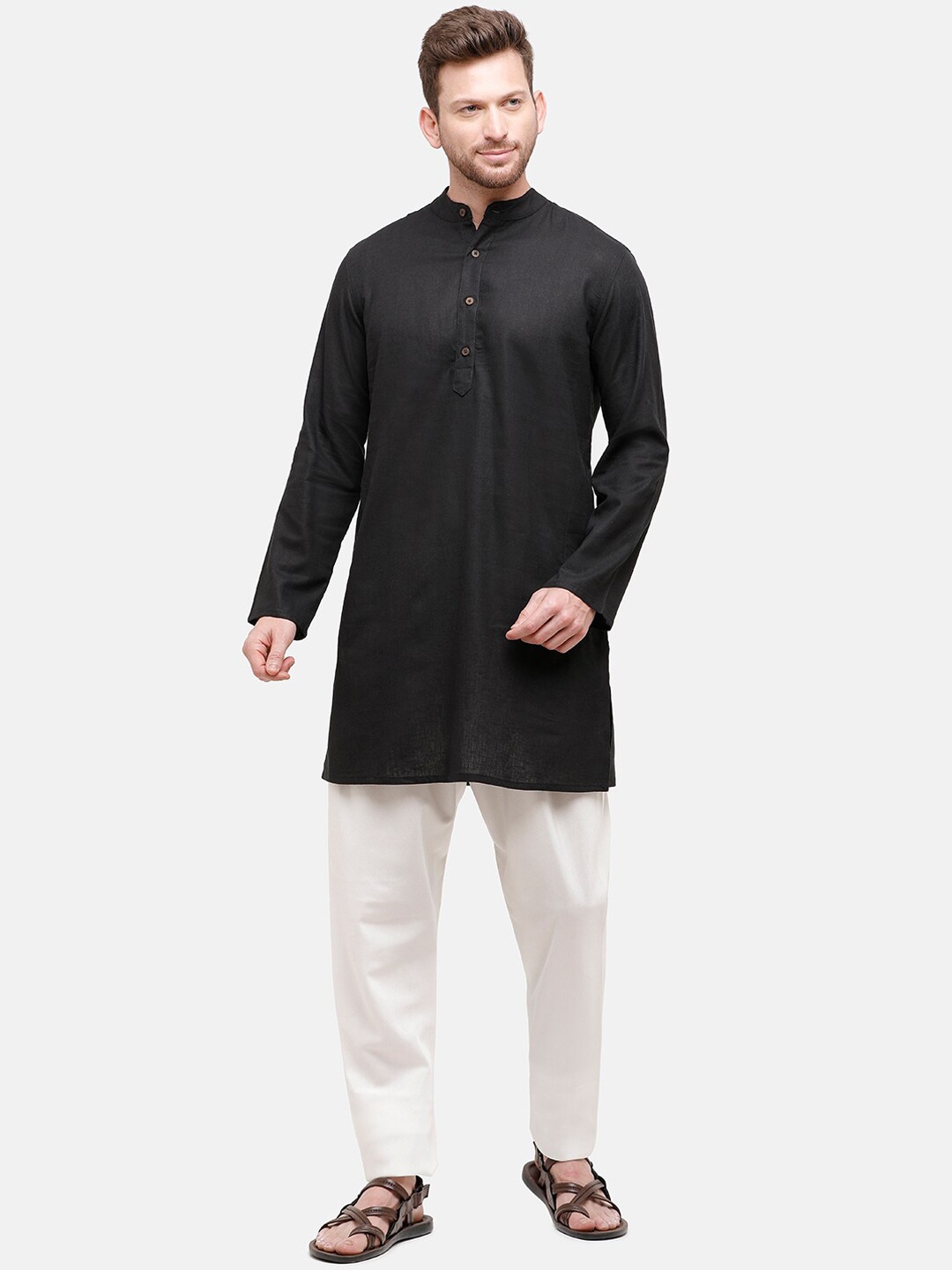 

CAVALLO by Linen Club Men Black Solid Straight Linen Cotton Kurta