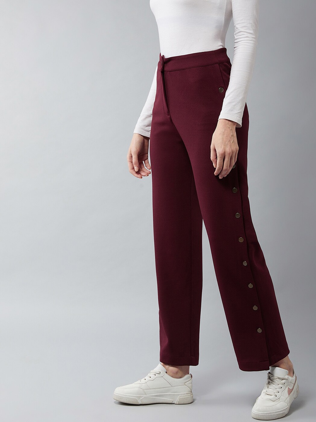

DOLCE CRUDO Women Red Regular Fit Solid Parallel Trousers
