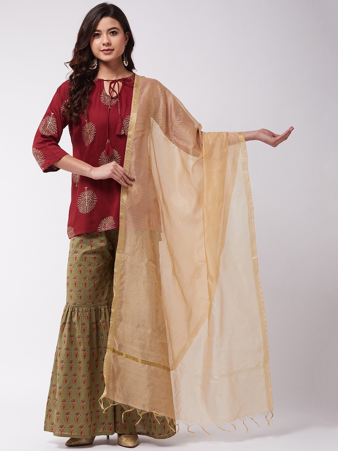 

InWeave Beige & Gold-Toned Solid Dupatta