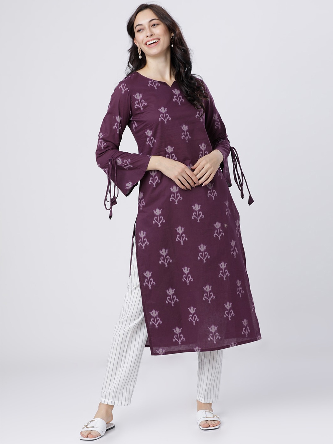

Vishudh Women Purple Ethnic Motifs Printed Kurta
